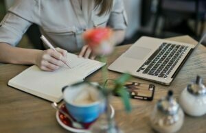 Can I Make it as an Online Author? Online Author