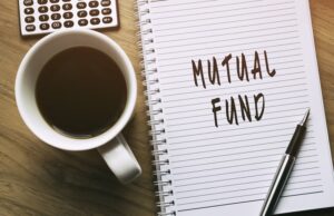 Flexicap fund or index fund: Which is the better investment to reach 1cr and why? Flexicap fund